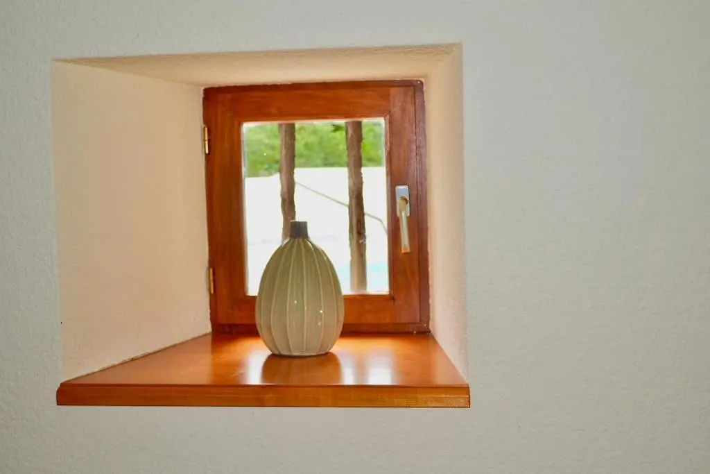 Cottage Calme Et Reposant En Pleine Nature Reilhac  0*, Reilhac (Cantal)